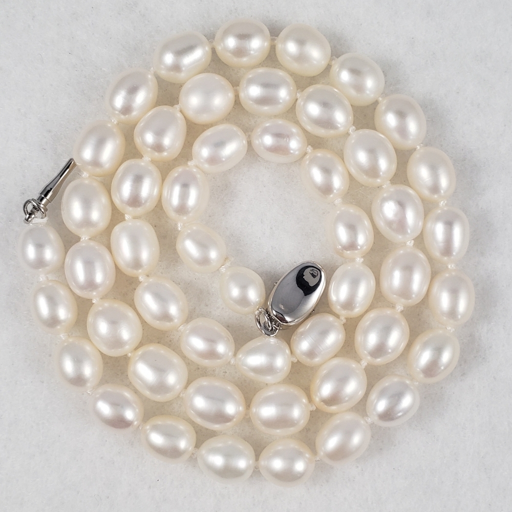REAL - 9mm Pearl Necklace - Picture 5 of 8
